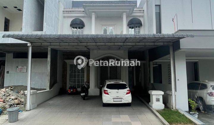 Villa Jalan Jamin Ginting Komplek Citra Garden Mansion Garden 