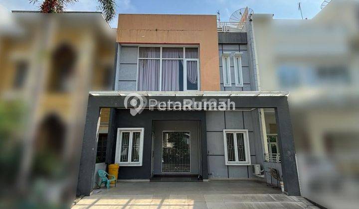 Villa Jalan Perintis Kemerdekaan Komplek Jati Residence 1