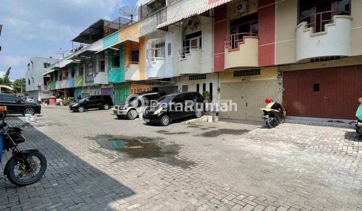 Townhouse Jalan Umar Komplek Taman Mustafa Indah 2