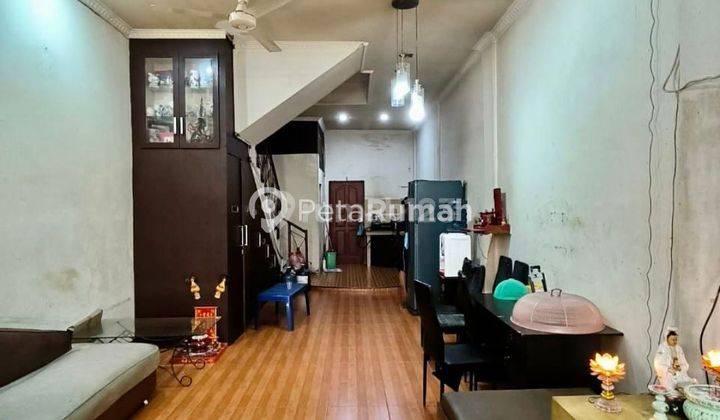 Townhouse Jalan Kl Yos Sudarso Komplek Glugur Residence  1