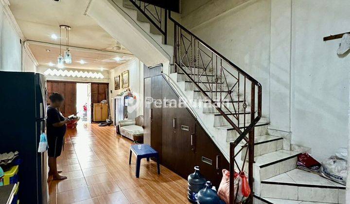 Townhouse Jalan Kl Yos Sudarso Komplek Glugur Residence  2