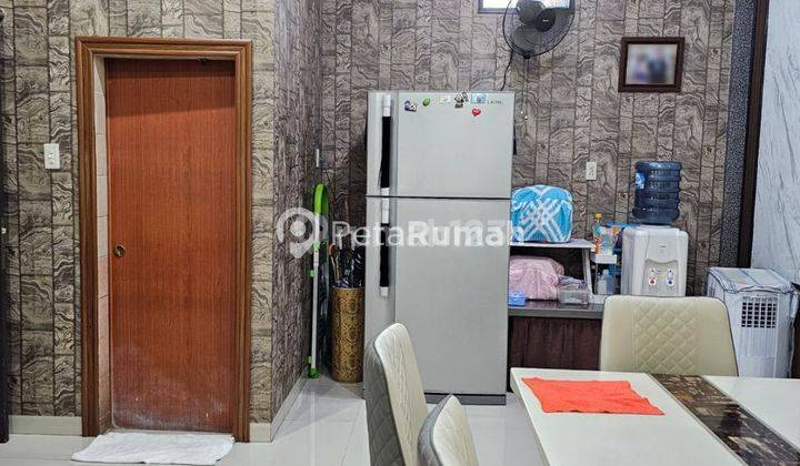 Townhouse Jalan Pukat Banting I Komplek Rahayu Mas  2