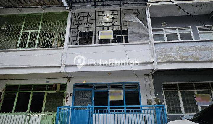 Townhouse Jalan Brigjend Zein Hamid Gang Pribadi 1