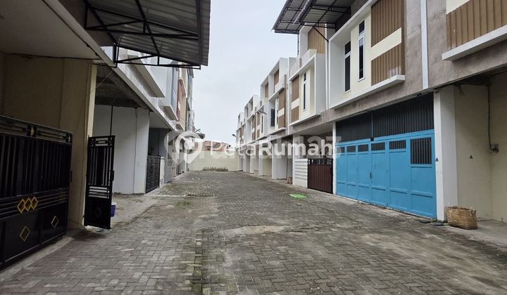 FOR SALE VILLA ON DENAI STREET, EASTCOTTS RESIDENCE COMPLEX