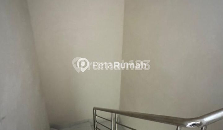 DIJUAL TOWNHOUSE JALAN BUKU KOMPLEK THE PENTHOUSE-MEDAN PETISAH 2