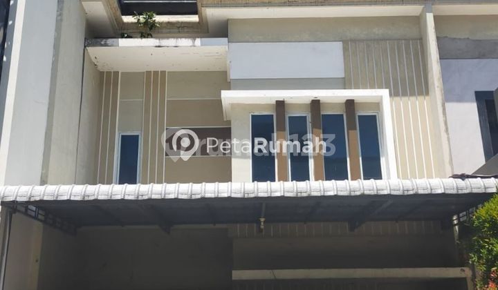 DIJUAL RUMAH JALAN GRAHA METROPOLITAN SOPHIE SUITES-DAERAH MEDAN SUNGGA