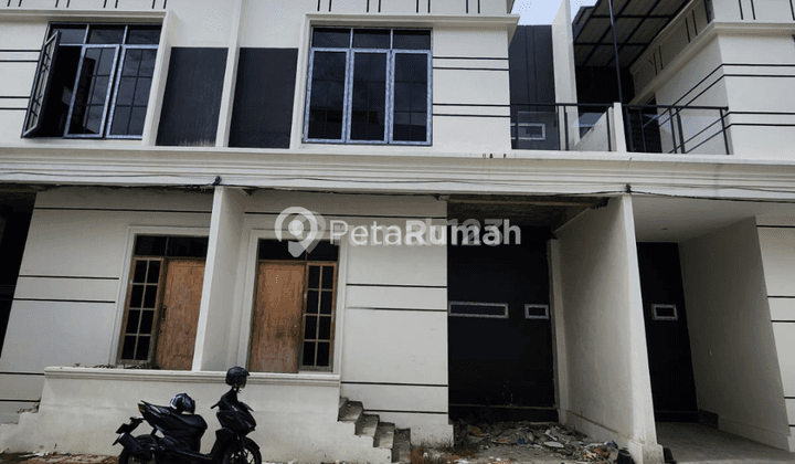 Townhouse Komplek Mulia Townhouse  2