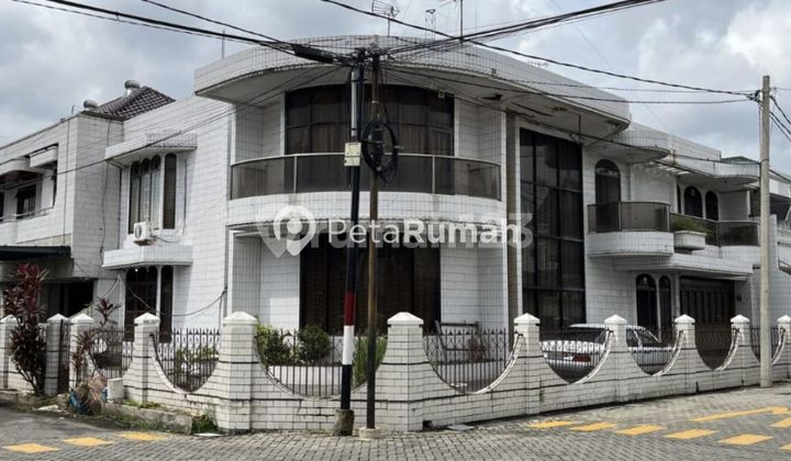 VILLA IR H JUANDA STREET, TAMAN POLONIA II COMPLEX, POLONIA AREA NEAR SKY PARK