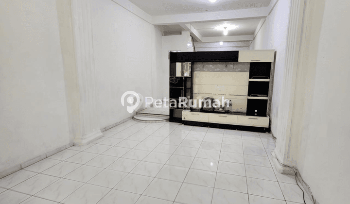 Townhouse Komplek Pasar Iii Baru 2