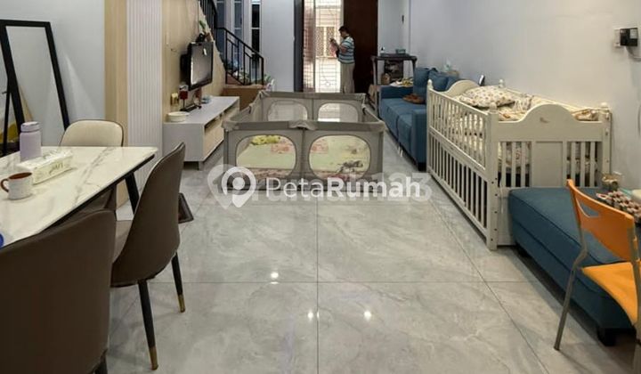 Dijual Rumah Jalan Madio Santoso Komplek Madio Regency-Daerah Krakatau Medan Timur 2