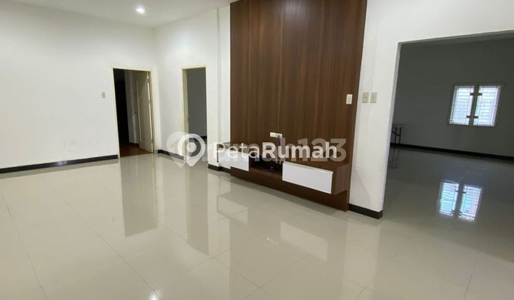 Ruko Gandeng di jalan besar Marelan Raya ± 250m dari Suzuya Marelan sebelah Kantor BPJS