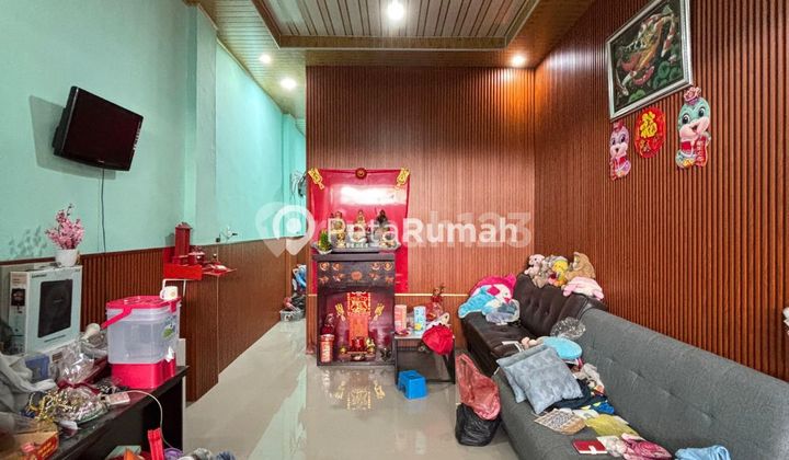 SHOPHOUSE ON SAUDARA STREET