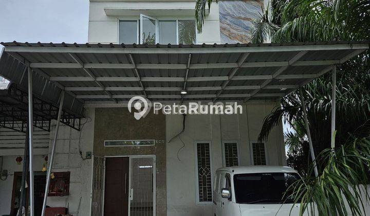 Villa Jalan Guru Sinumba Komplek Karya Point 1