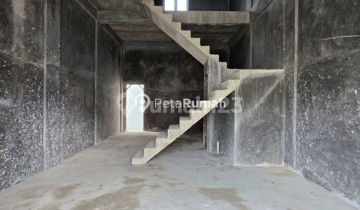Dijual Townhouse Jalan Sidomulyo Komplek Banyan Tree-Daerah Krakatau