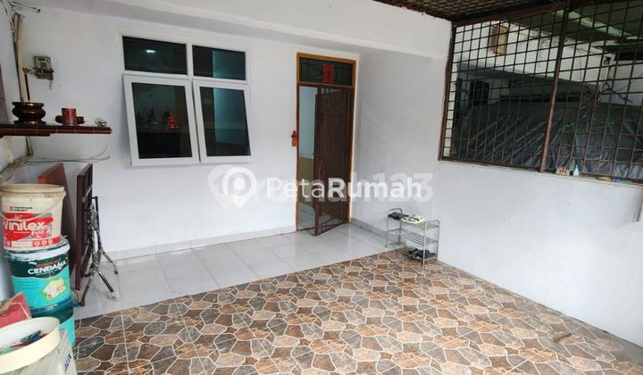  RUMAH JALAN TIRTOSARI GANG SEKOLAH 2