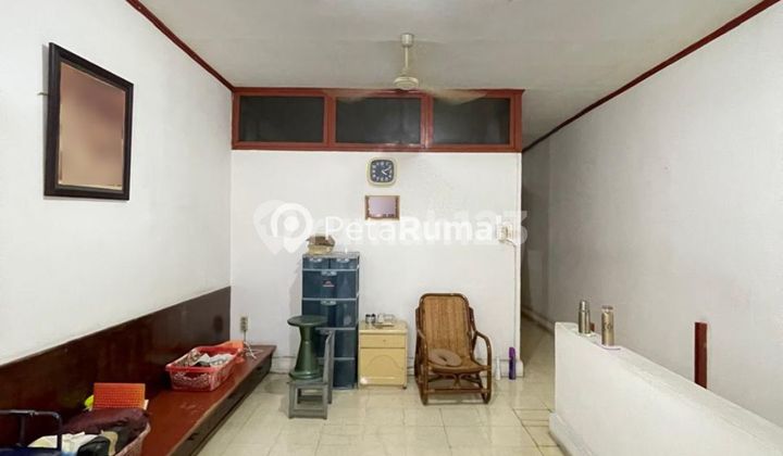 HOUSE ON MALAKA STREET, MEDAN CITY AREA, NEAR BERUANG MARKET HOUSE ON MALAKA STREET, MEDAN CITY AREA, NEAR BERUANG MARKET