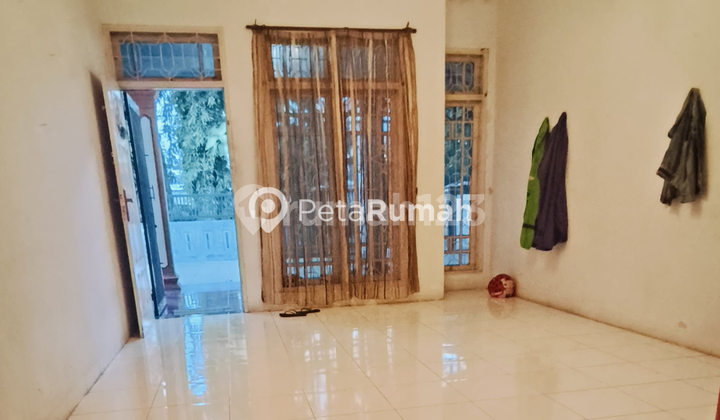 VILLA JALAN MADIO SANTOSO DAERAH KRAKATAU DEKAT BILAL 