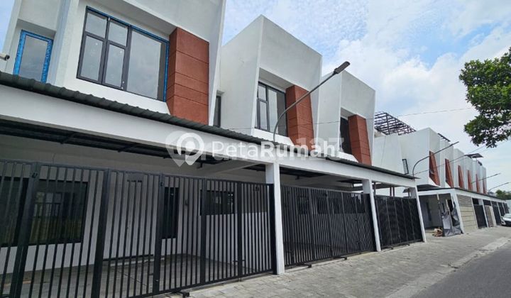 Villa Jalan Setia Baru, Rukun Mas Complex, Sekip Area, Near Adam Malik.