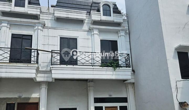 Dijual Rumah Jalan Danau Singkarak Gang Amal Komplek Singkarak Palace-Medan Barat