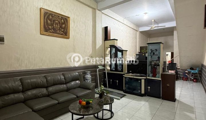 For Sale Villa on Jalan Setia Baru, Rukun Mas Complex, West Medan