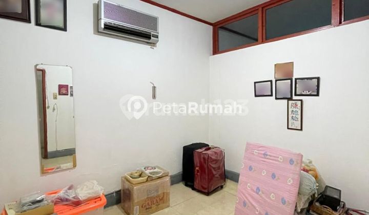 HOUSE ON MALAKA STREET, MEDAN CITY AREA, NEAR BERUANG MARKET HOUSE ON MALAKA STREET, MEDAN CITY AREA, NEAR BERUANG MARKET