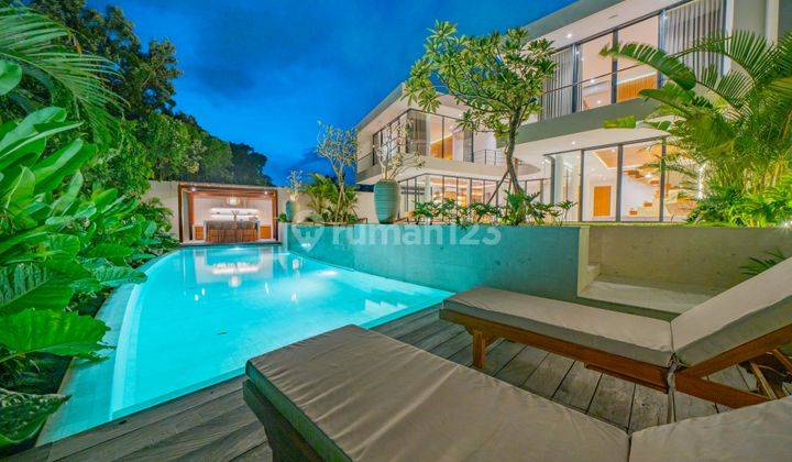 Dijual Luxury Villa Deket Seminyak  1