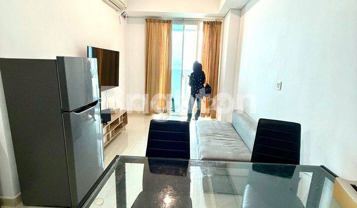 Apartemen 2BR View Swimming Pool 2