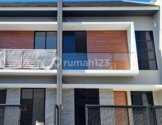 Rumah Kutisari Surabaya Gress Minimalis Dekat Kampus Petra 2