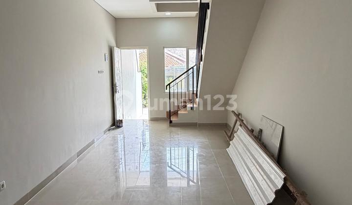 Rumah Baru Tomang Lokasi Strategis Rumah Baru Tomang Lokasi Strategis