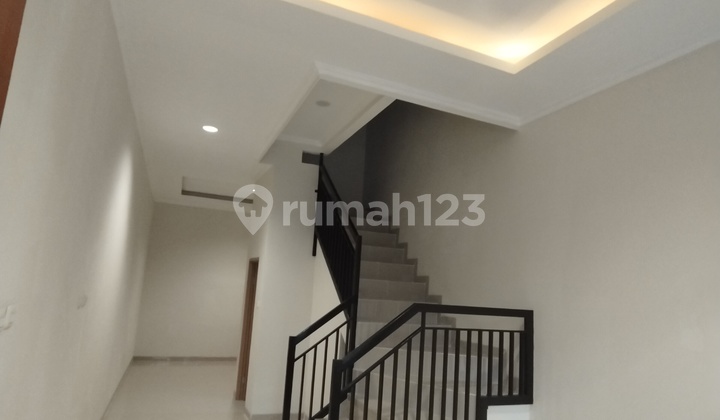 Rumah Baru Taman Ratu Lingkungan Nyaman Tenang Dan Strategis.