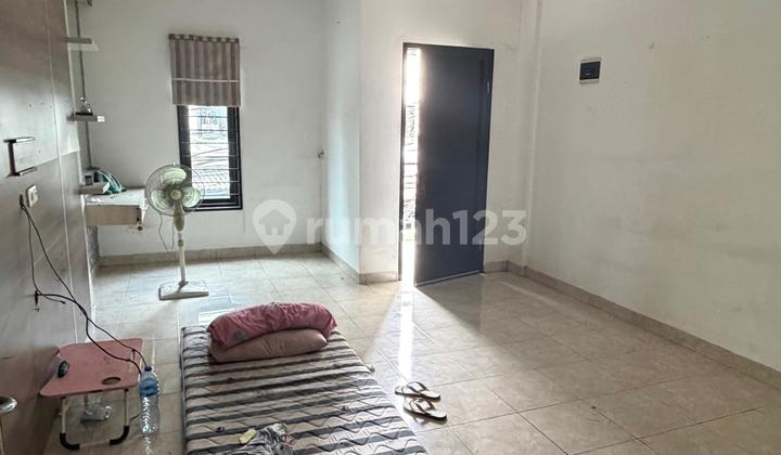 Ruka Strategis Pinggir Jalan Raya Jelambar 2