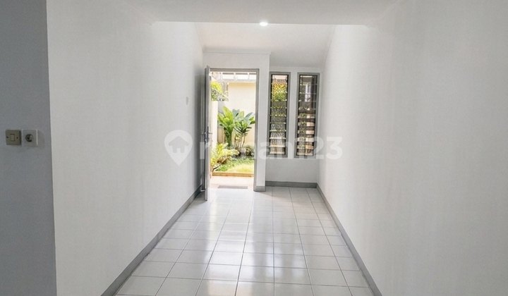 Strategic Location House Tanjung Duren