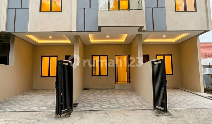 Rumah Depan Taman Dalam Cluster Duri Kepa