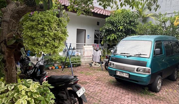 Rumah Clasic Tomang Lokasi Strategis  2