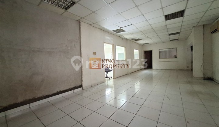 When Else to Buy 1 Shop Get 1 Attached Shop! 2