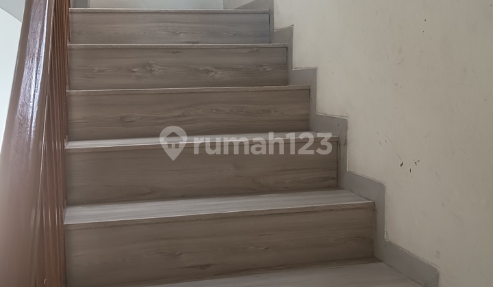 Rumah Favorit Strategis Harga Terbaik di Pulomas Jakarta Timur