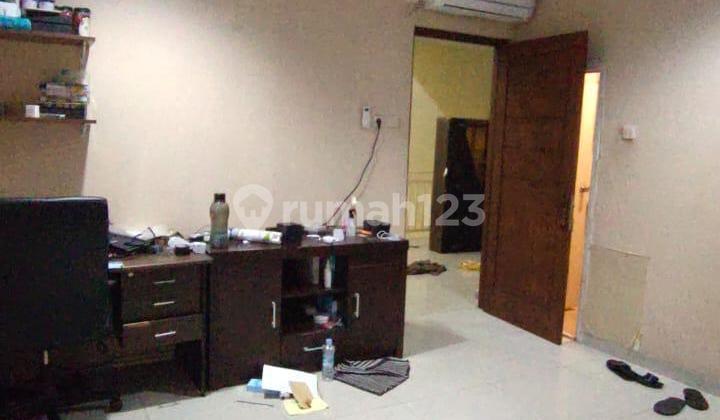 Rumah Harga Terbaik Di Lokasi Terbaik 3 Lantai Di Taman Palem Lestari  2