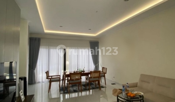 Jual Cepat Rumah 2 Lantai Strategis Suvarna Sutera Cluster Eldora