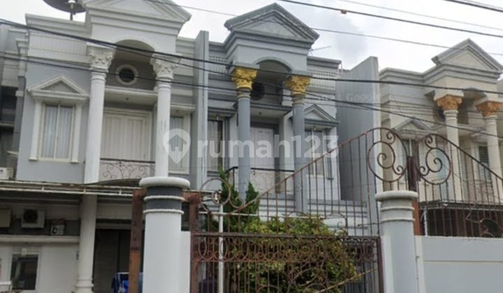 Dijual Cepat Rumah Siap Huni Sangat Strategis di Jakarta Barat Dijual Cepat Rumah Siap Huni Sangat Strategis di Jakarta Barat