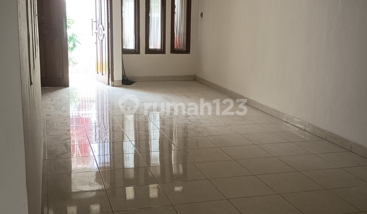 Rumah Termurah Strategis di Pulomas Jakarta Timur Rumah Termurah Strategis di Pulomas Jakarta Timur