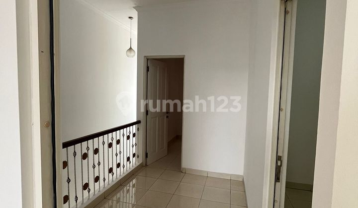 Dijual Cepat Rumah Siap Huni Sangat Strategis di Jakarta Barat 2