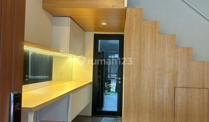 Rumah Minimalis Bagus Kondisi Furnished di BSD 2