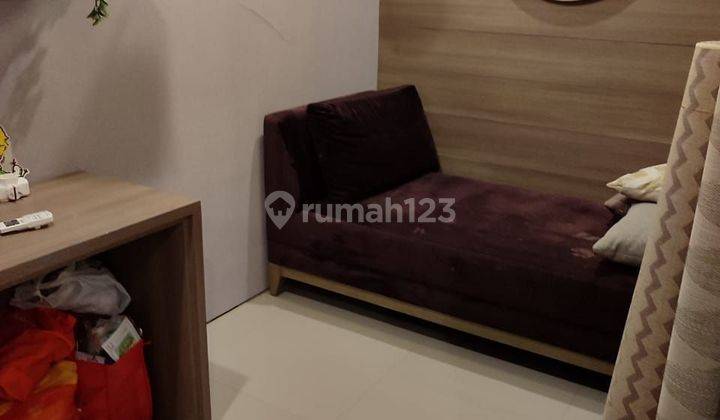 Rumah Rapi Kondisi Furnished Dekat Tol di Citra Garden Puri 2