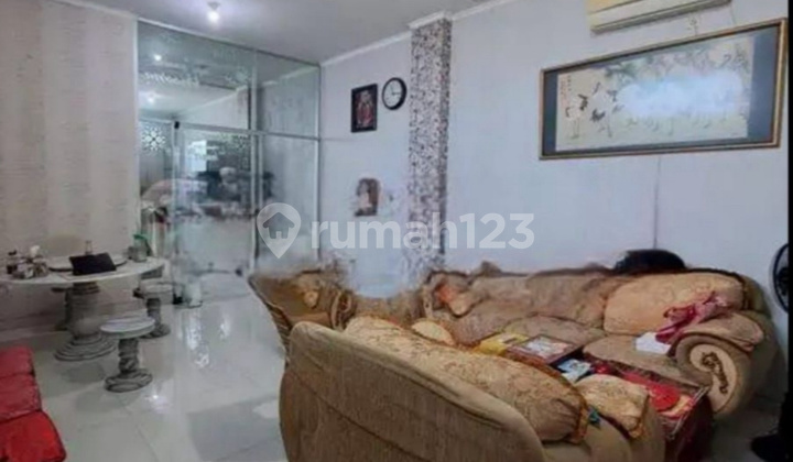 Ruko 3 Lantai di Duri Kosambi