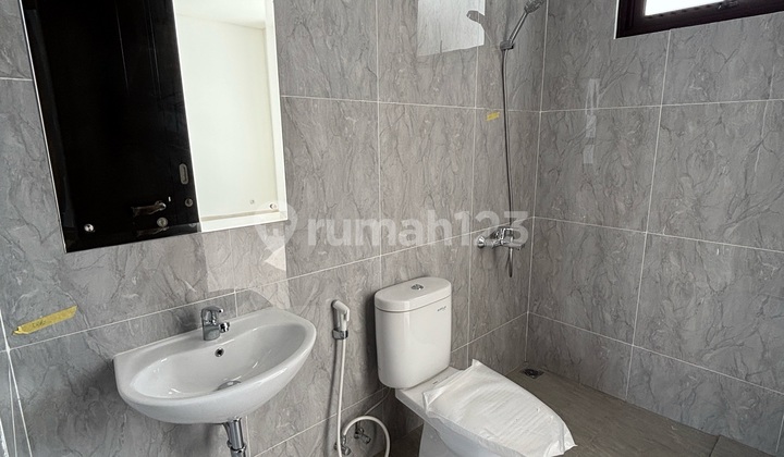 Dijual Rumah Brand New Metland Puri 2