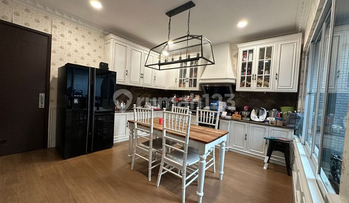 Dijual Rumah Cantik Jakarta Garden City