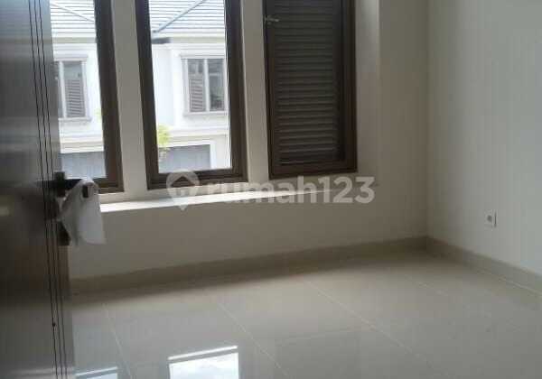 For Sale Nice House Luxmore Greenwich Park BSD City