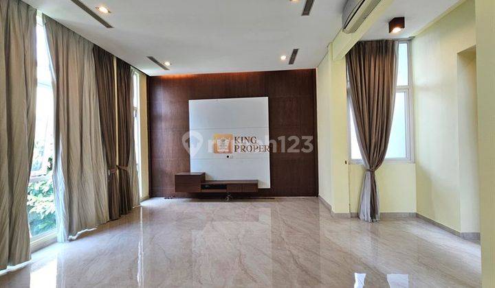 Rumah Minimalis Kaca Modern 2,5 Lantai Furnish Pondok Indah 2