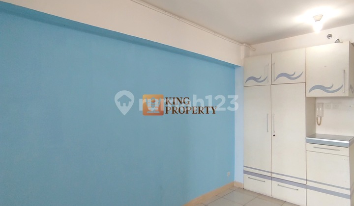 Affordable Studio Ready to Live In! Includes AC & Smart TV, Walking Distance to Green Bay Pluit Mall
Green Bay Pluit Apartment for Rent in Greenbay, North Jakarta!
Mall Access Just a Step Away, Coastview Tower with Easy Parking Access.
Partial Sea View Available. 1