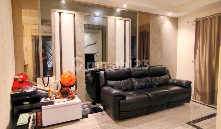 Rarely Available, Cheapest Luxury Condominium for Sale at Green Bay Pluit Greenbay Seaview. Great Investment, Potential for Monthly or Yearly Rent with a Rental Rate for Fully Furnished up to 120 Million per Year or Can Be Used for Personal Use. Fully Furnished Condition.